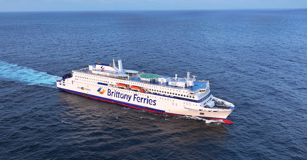 Brittany Ferries St Malo ferry sailing across the channel Portsmouth to St Malo Ferry information
