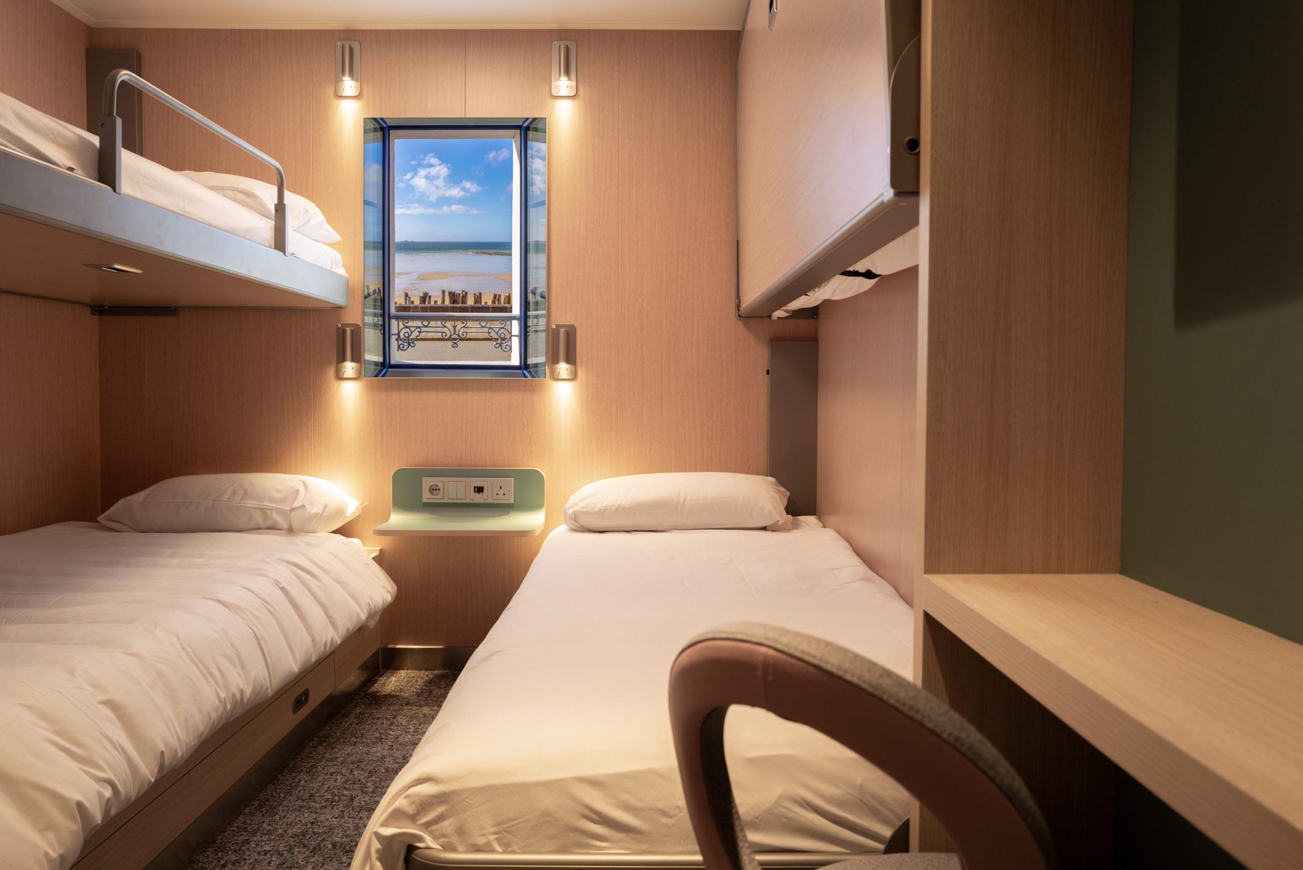4-berth inside cabin on the MV Saint-Malo with bunk-style beds